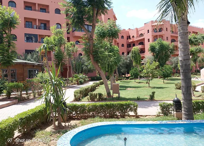 Propriete Avec 2 Chambres En Village Prive Marrakech Avec Piscines