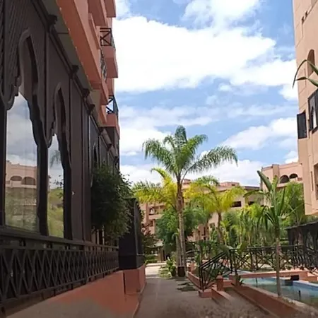 Propriete Avec 2 Chambres En Village Prive Marrakech Avec Piscines Marrakesh Exterior photo