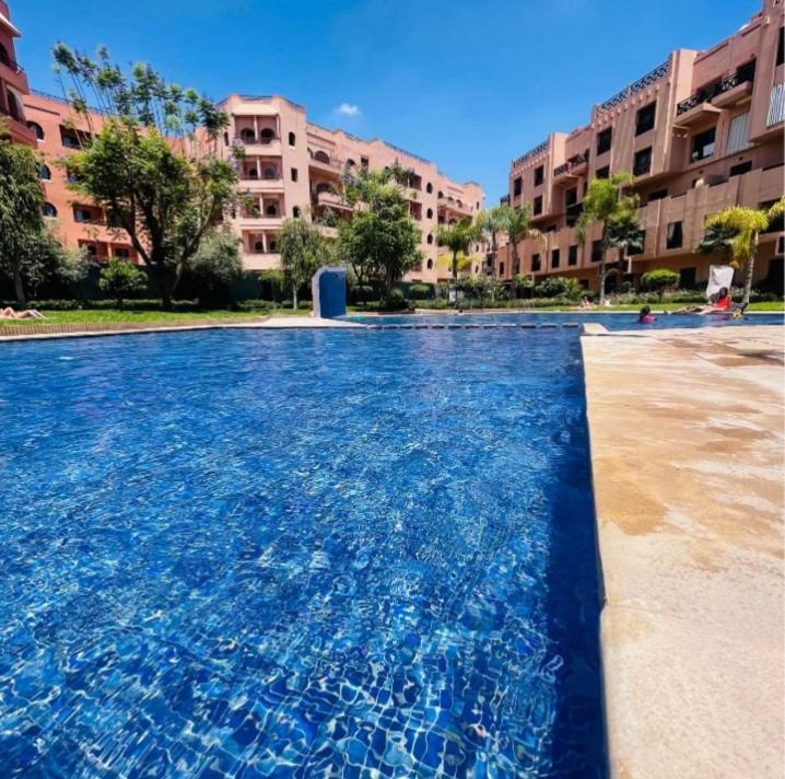 Propriete Avec 2 En Village Prive Marrakech Avec Piscines Appartement *