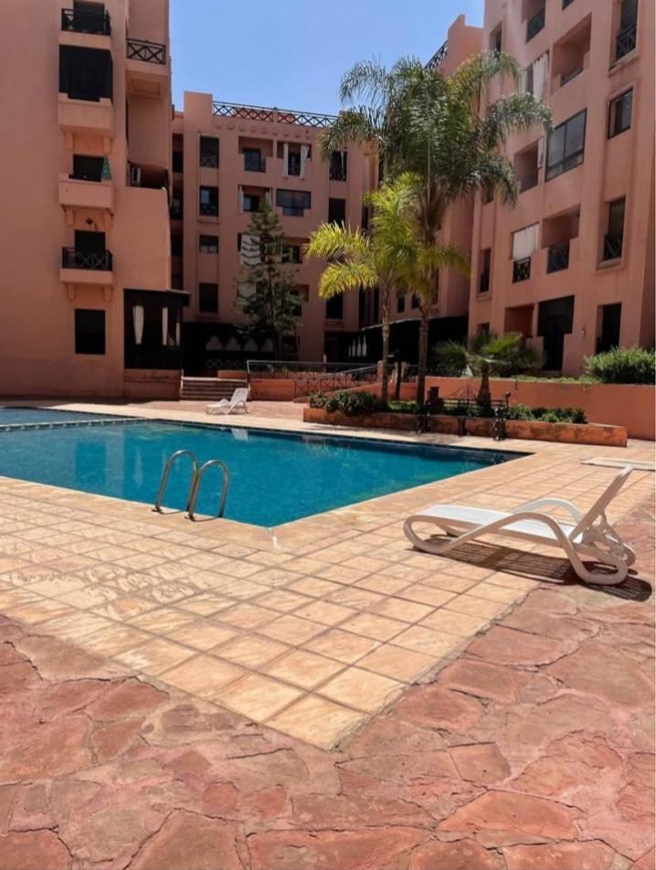 Propriete Avec 2 En Village Prive Marrakech Avec Piscines